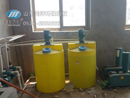 點擊查看詳細信息<br>標題：半自動加藥裝置 閱讀次數(shù)：3866